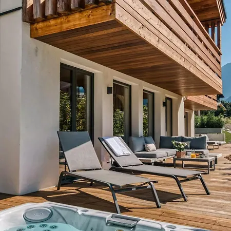 Nyaraló With Jacuzzi Facing The Alps In Chamonix